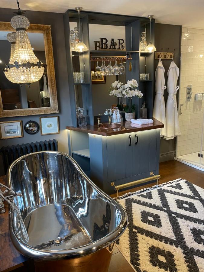 The Barth Room At Cheshire Boutique Barns 낸트위치 외부 사진