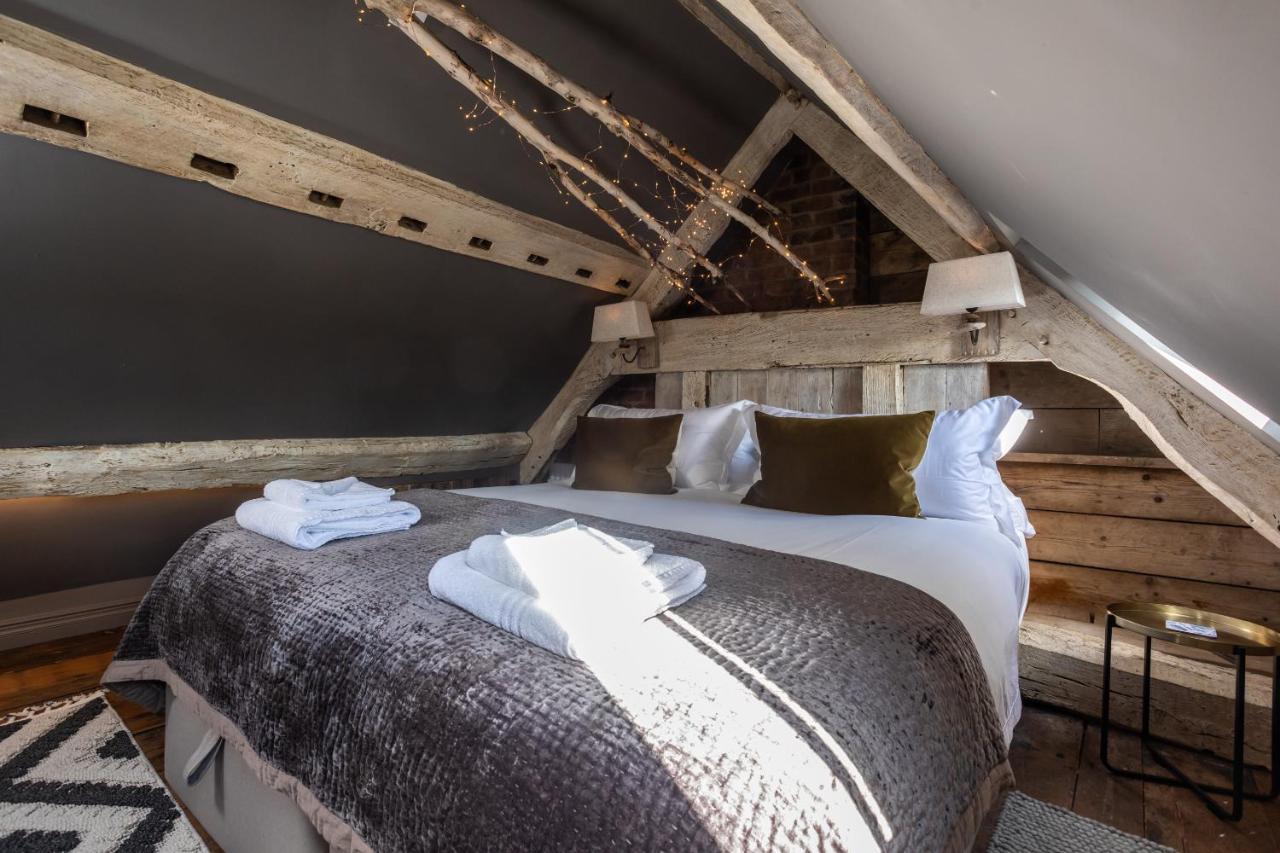 The Barth Room At Cheshire Boutique Barns 낸트위치 외부 사진