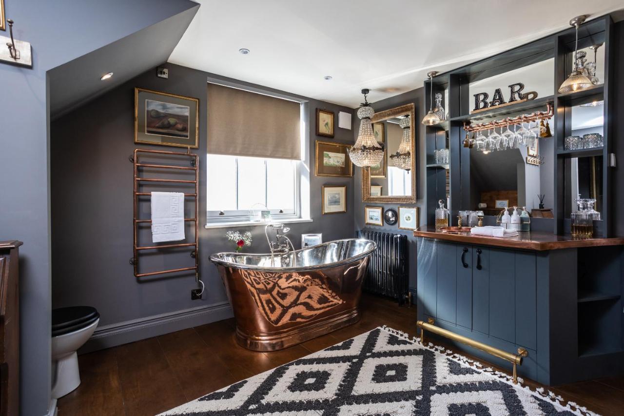 The Barth Room At Cheshire Boutique Barns 낸트위치 외부 사진